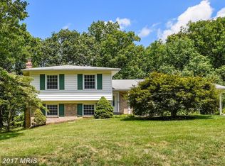 7729 Dew Wood Dr, Rockville, MD 20855