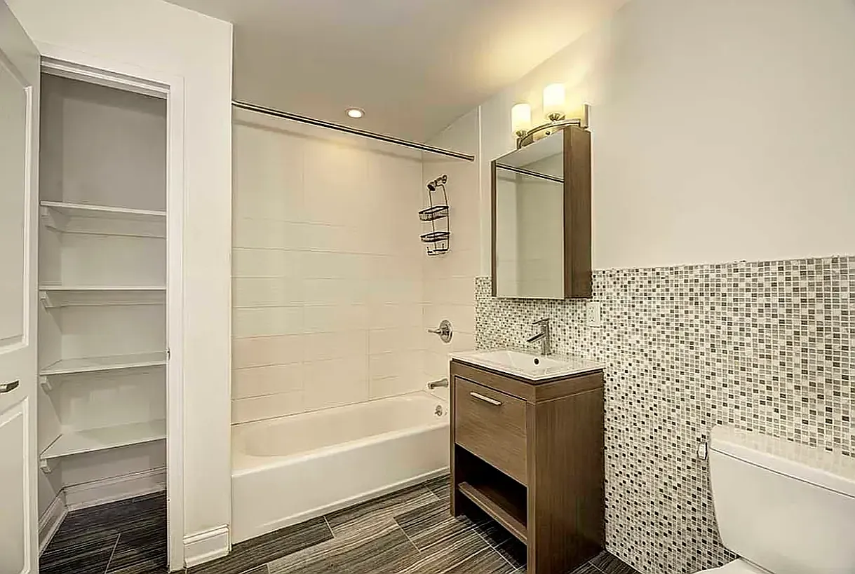 382 Lefferts Avenue — Photo 2