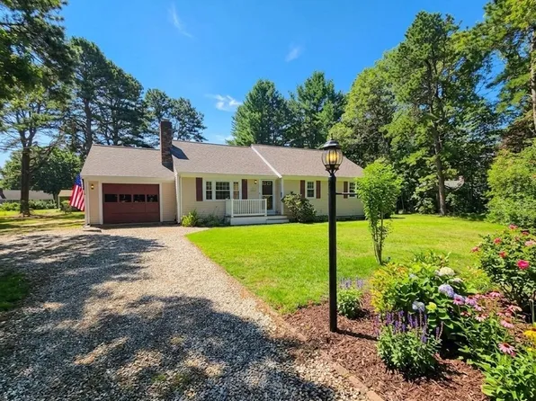 23 Prudence Ln, Barnstable, MA 02630