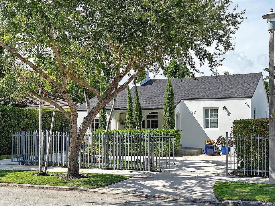 1st image of 2451 SW 25th St