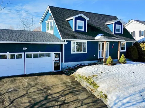 113 Jules Dr, Woodstock, NB E7M 1Z2