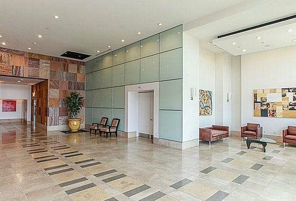 3rd image of 1 Mandalay Pl Unit 1810