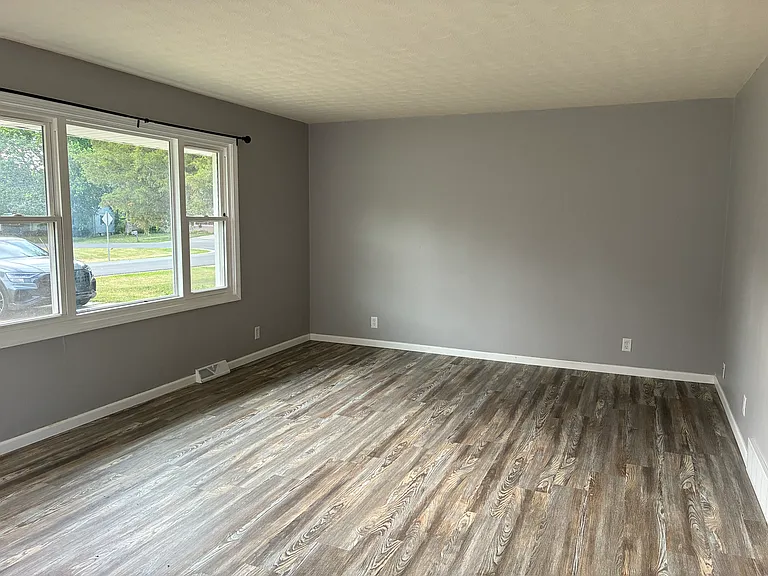 9612 Plymouth Pl — Photo 2