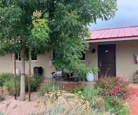 Studio, 300 sqft, $1,075 — Photo 2