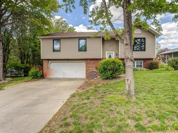 603 Whip Poor Will St, Troy, IL 62294