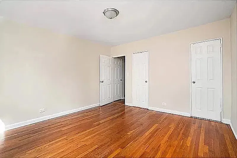 2 bed, 1.0 bath, $1,900 — Photo 3