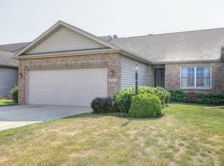 2527 Windward Blvd, Champaign, IL 61821