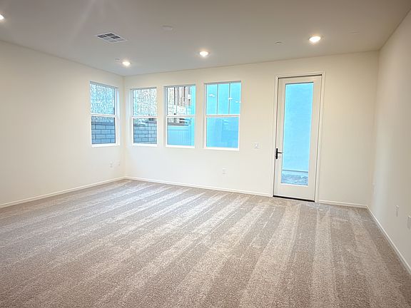 4th image of 4098 S Yarrow Paseo