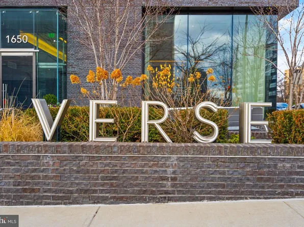 1650 Silver Hill Dr #1807, McLean, VA 22102