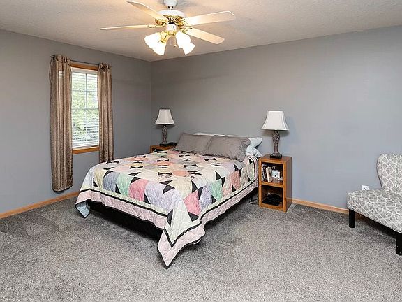 2nd image of 1117 S 52nd St Unit 1708