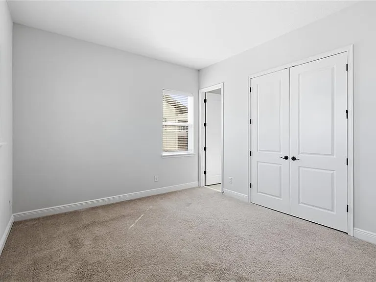 13026 Stoddart Ave — Photo 26
