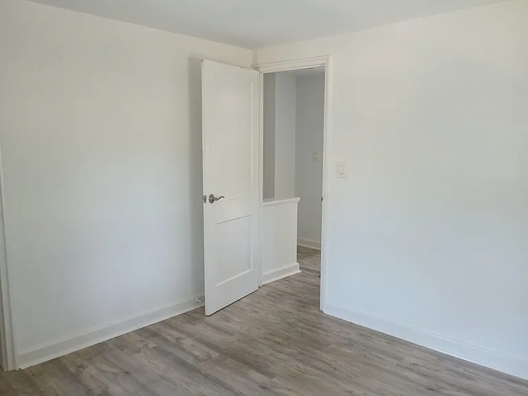 681 Willow St — Photo 2
