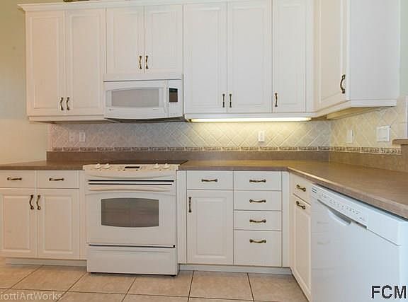 4th image of 7 River Park Dr N