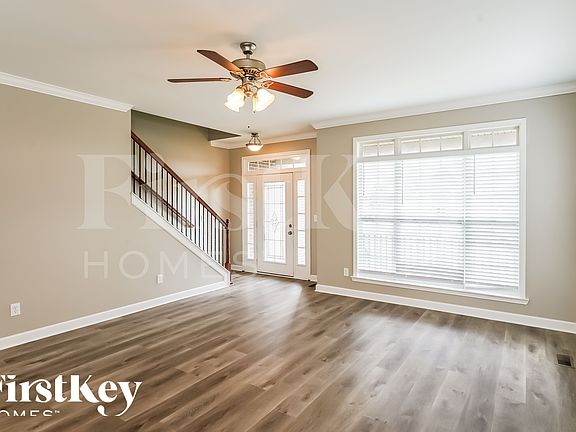 4th image of 448 Marble Ct