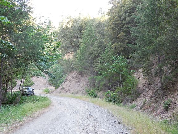 3rd image of Bonnie Ln. Blue Gulch Blm Rd. 36-7-26tl 300
