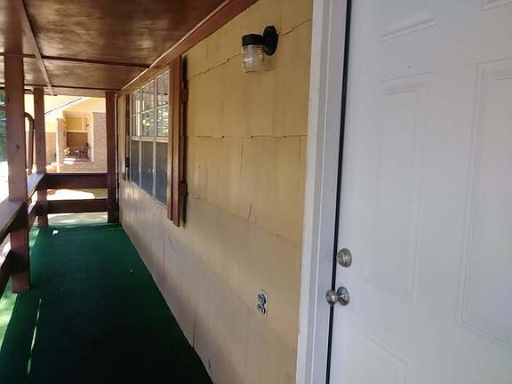 3rd image of 3376 Moravia Dr