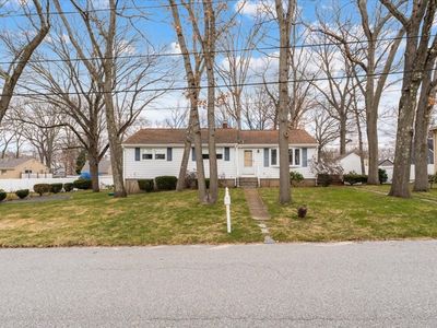 60 Florence Ave, Attleboro, MA, 02703