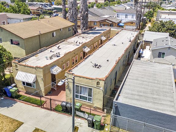 3rd image of 5217 Denker Ave