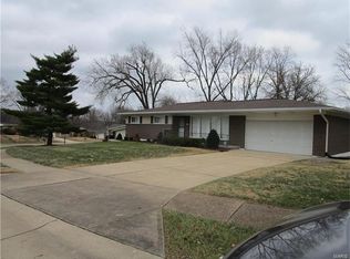 9240 Ewers Dr, Saint Louis, MO