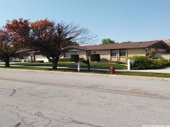 2nd image of 3050 W Carranza Dr
