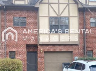 328 Amber Ln, Hoover, AL 35226