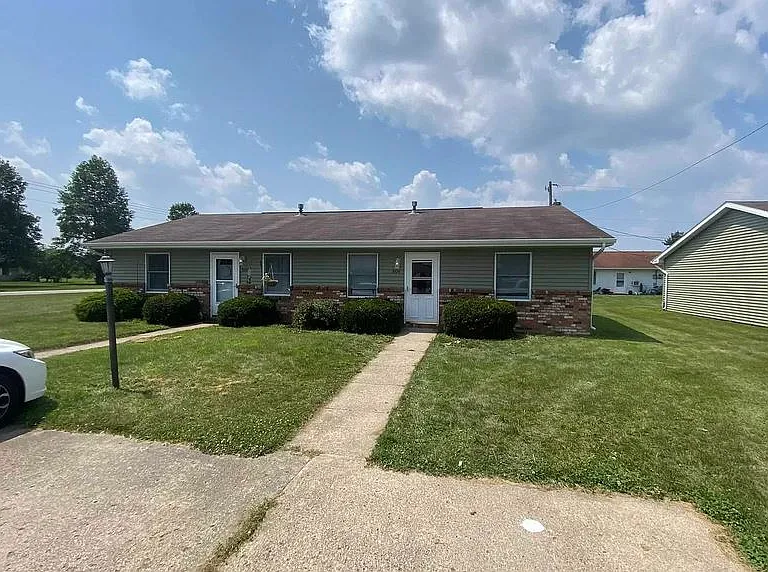 3104 William Dr #2 — Photo 3