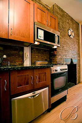 Rented by Bellmarc Realty | media 2