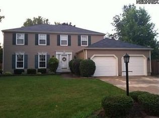18064 Fern Canyon Dr, Strongsville, OH