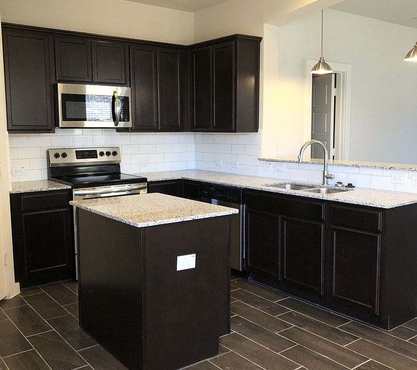 1st image of 1015 W Sierra Vista Ct