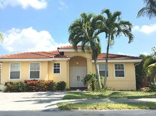 16491 SW 98th Ter, Miami, FL 33196