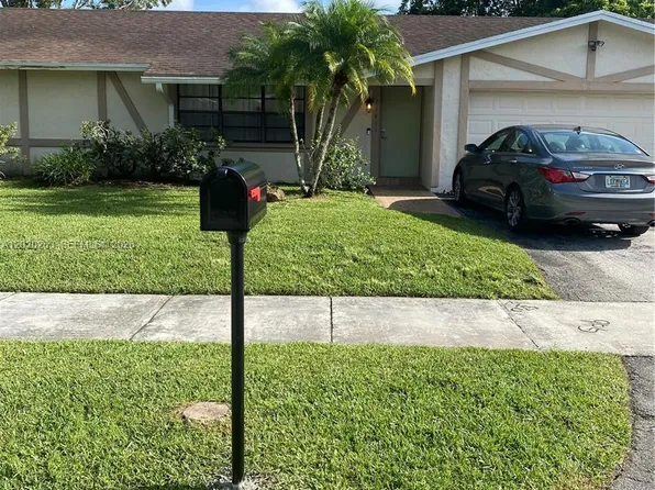 11411 SW 114th St, Miami, FL 33176