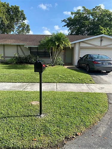 11411 SW 114th St Photo 1