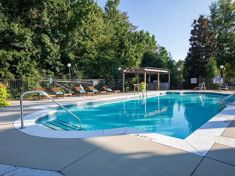 Varia at Oakcrest
