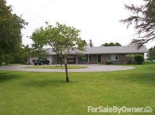 1875 N 700 East Rd, Assumption, IL 62510