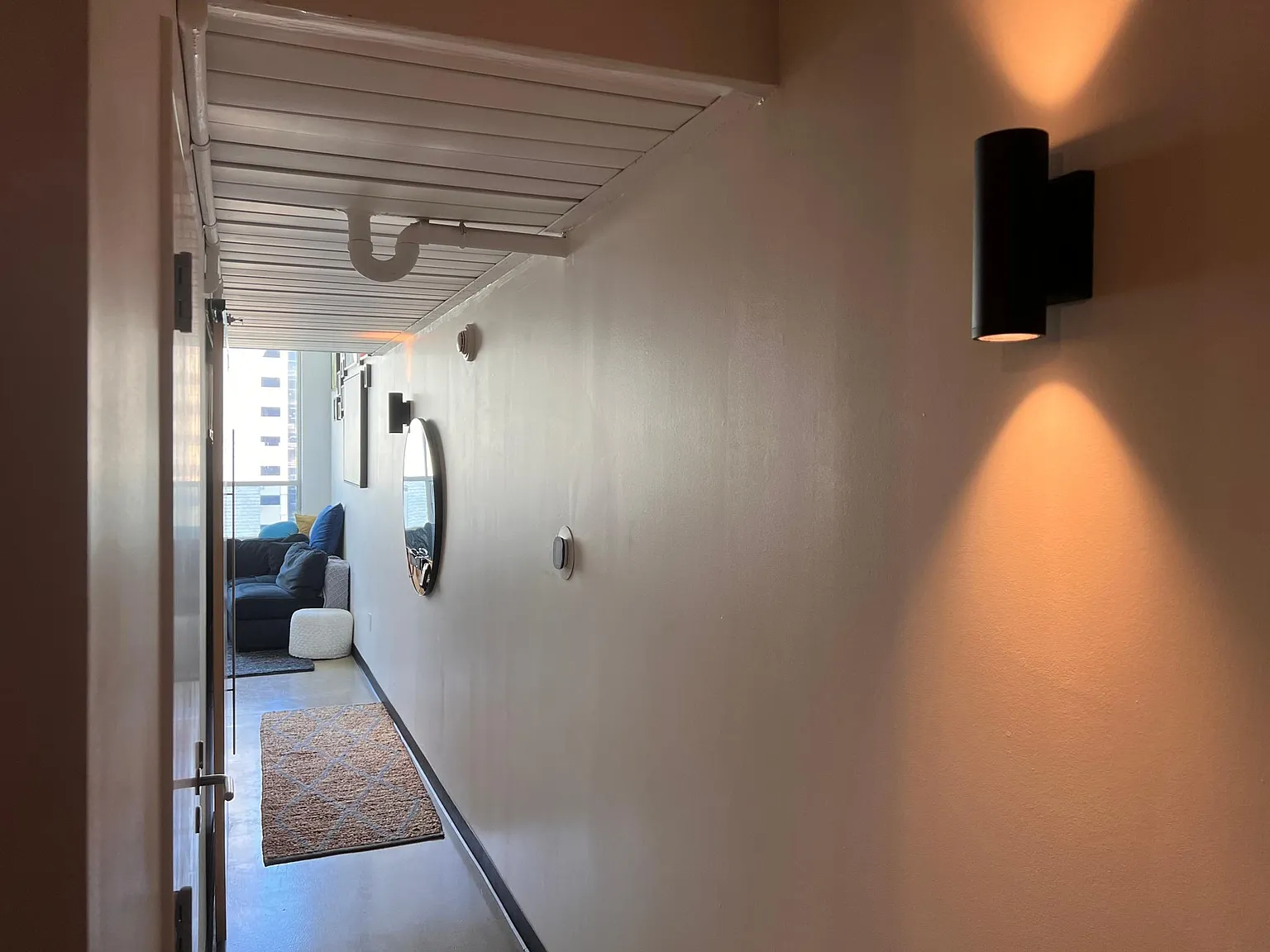 60 E Spring St — Photo 4