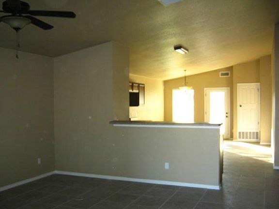 2nd image of 5817 Irene St