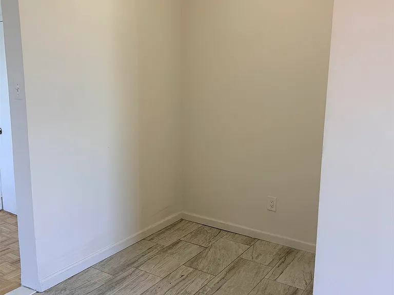 289 Bergen Ave #2 — Photo 3