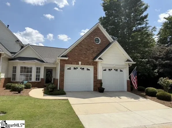 215 Chadwyck Ct, Greenville, SC 29615
