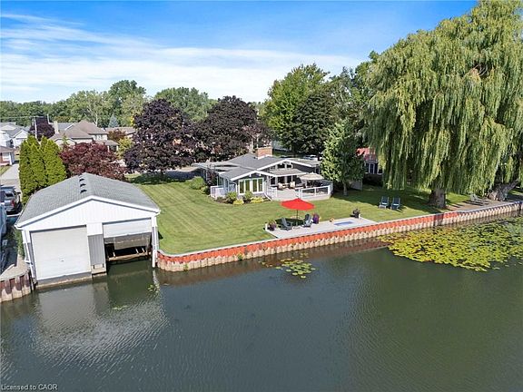 2nd image of 392 Cedar Dr