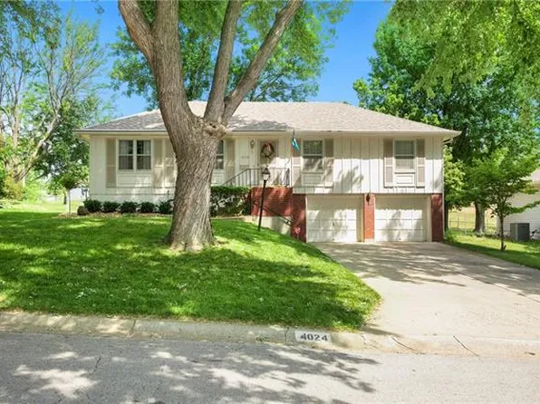 4024 S Surrey Ln, Independence, MO 64055
