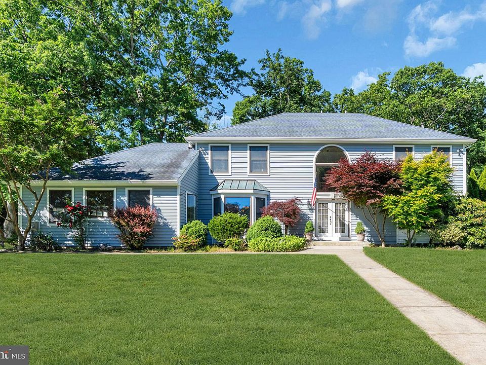 1st image of 804 Wellington Dr