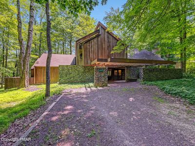 111 Towanda Trl, Pocono Lake, PA, 18347