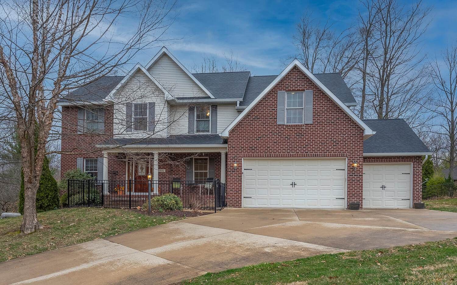 2101 S Crandall Ct Bloomington In 47401 Mls 202108985 Zillow