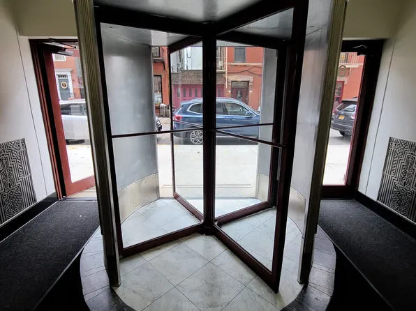 80 Cranberry Street image 5 of 11