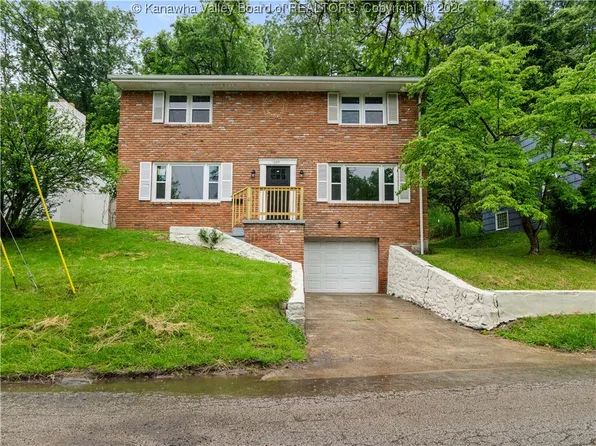 1255 Park Ave, Charleston, WV 25302