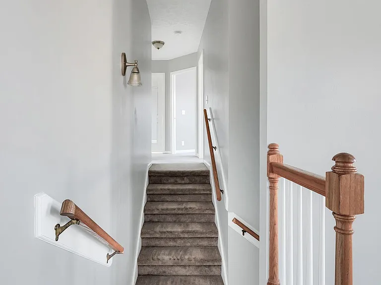 121 Deer Ridge Ln — Photo 33
