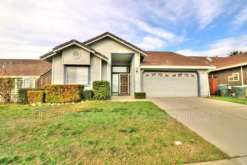 3549 Pine Hollow Way photo 1