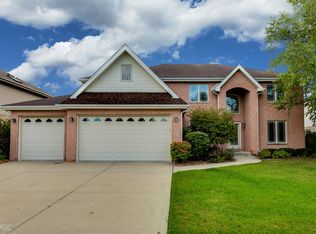 1013 Willow Rd, Matteson, IL 60443