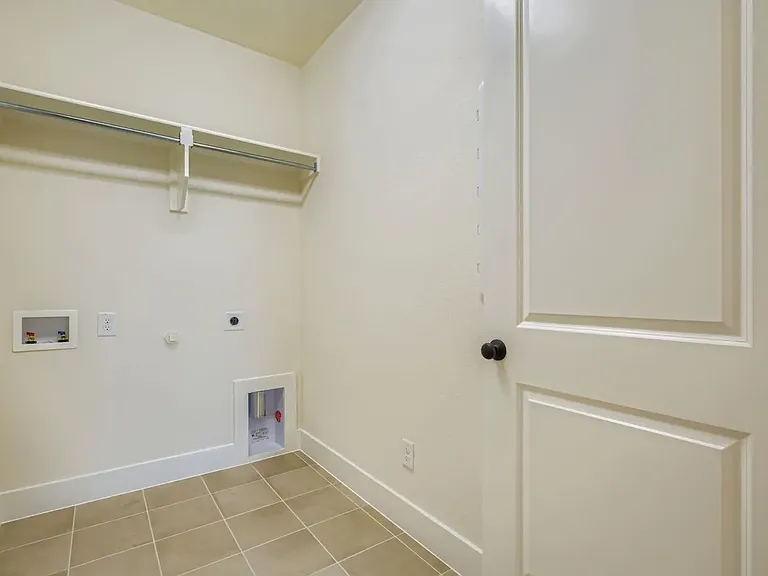 838 Stone Grove Rd — Photo 19