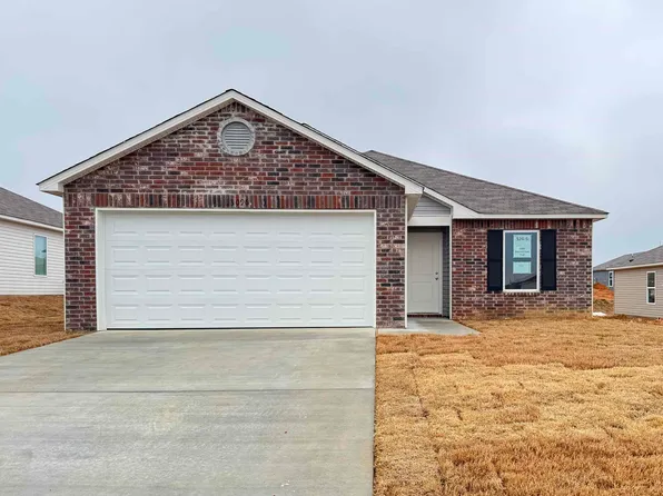 3096 Emerald Park Trl, Bauxite, AR 72011